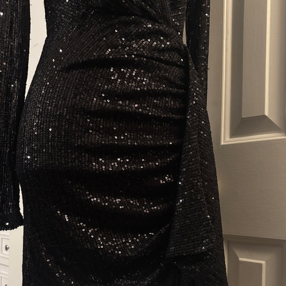 Banjul Black Sequin Long Sleeve Dress - Picture 5 of 8